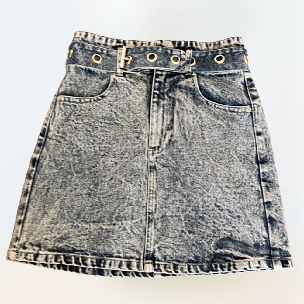 NWT Signature 8 blue and silver denim mini skirt size 8 y2k 2000s 80s 90s
